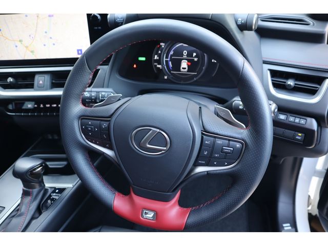 TOYOTA LEXUS UX250H 2023 Image 31