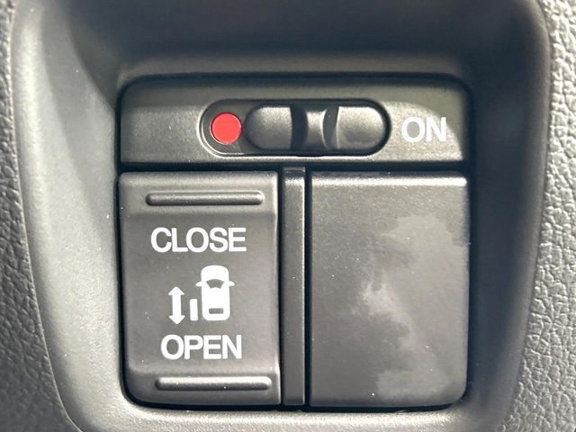 HONDA N BOX CUSTOM 2016 Image 31