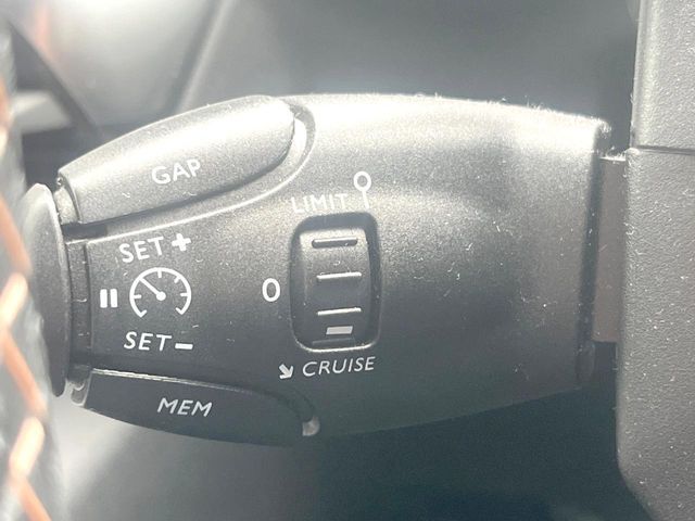 PEUGEOT 5008 2019 Image 31