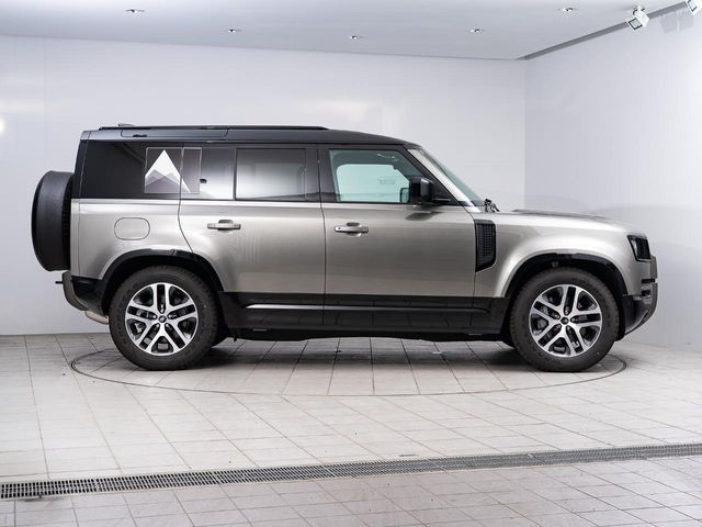 ROVER DEFENDER 2025 Image 31