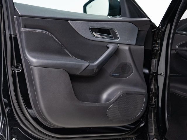 JAGUAR F-PACE 2017 Image 31