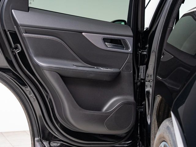 JAGUAR F-PACE 2017 Image 31