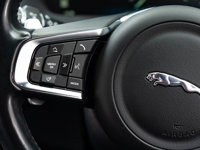 JAGUAR F-PACE 2017 Image 31