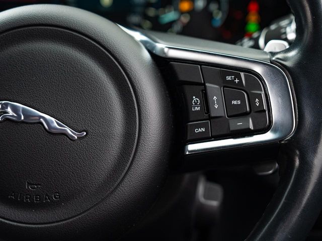 JAGUAR F-PACE 2017 Image 31