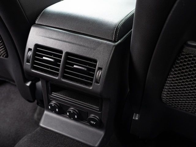 JAGUAR F-PACE 2017 Image 31