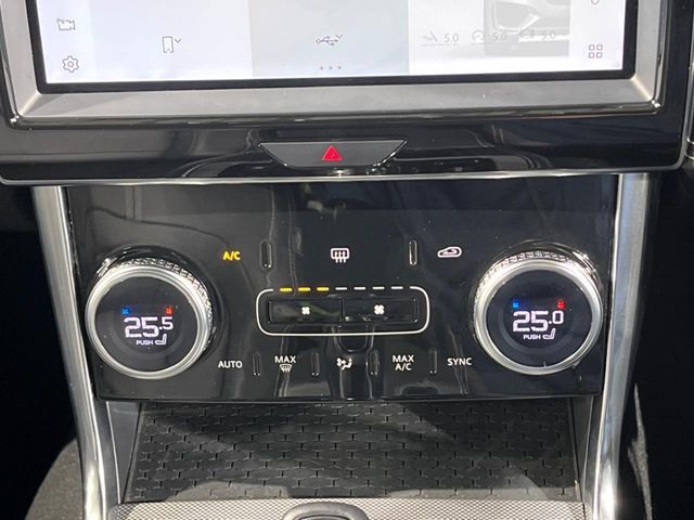 JAGUAR XESERIES 2021 Image 31