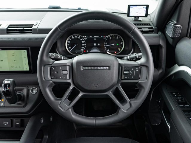 ROVER DEFENDER 2023 Image 31