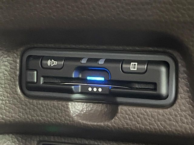 HONDA N BOX 2023 Image 31