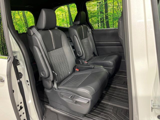 TOYOTA NOAH HYBRID 4WD 2024 Image 31