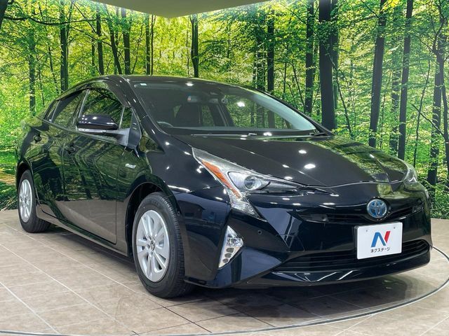 TOYOTA PRIUS 2017 Image 31
