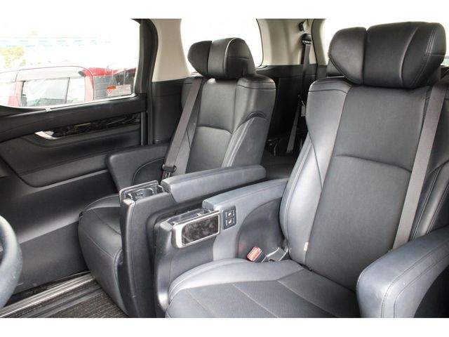 TOYOTA ALPHARD 2021 Image 31