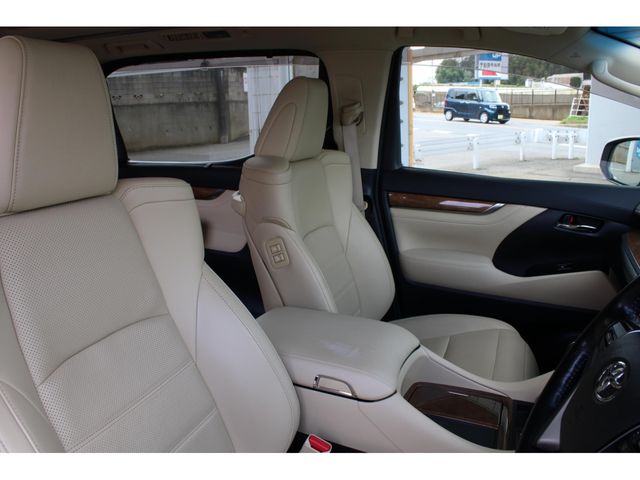 TOYOTA ALPHARD 2016 Image 31