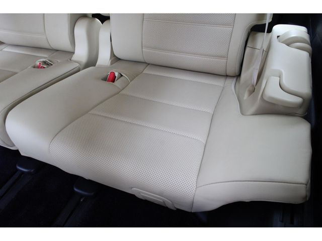 TOYOTA ALPHARD 2016 Image 31