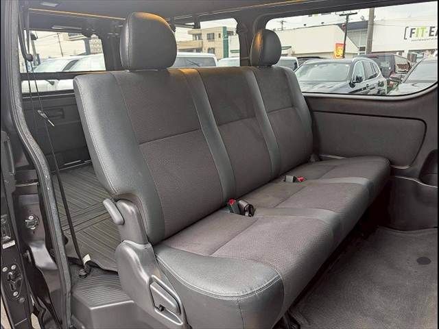 TOYOTA HIACE VAN 2WD 2020 Image 31