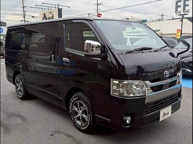 TOYOTA HIACE VAN 2WD 2020 Image 31