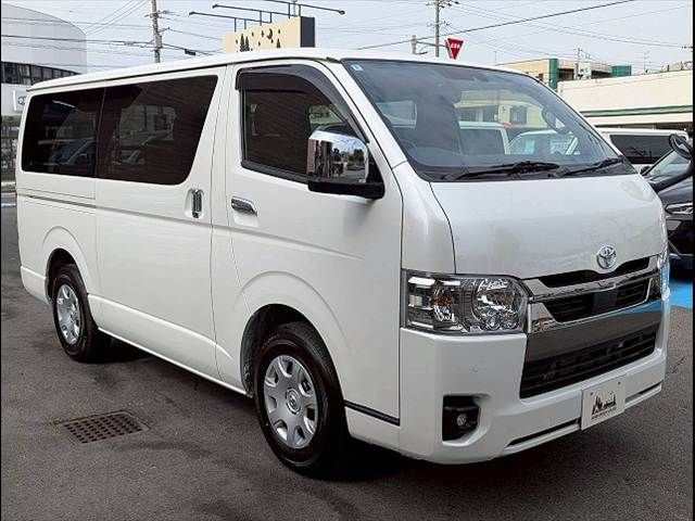 TOYOTA HIACE VAN 2WD 2025 Image 31