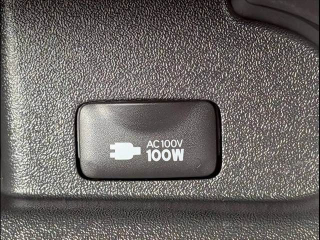 TOYOTA HIACE VAN 2WD 2021 Image 31