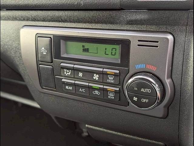 TOYOTA HIACE VAN 2WD 2021 Image 31