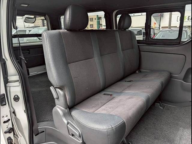 TOYOTA HIACE VAN 2WD 2021 Image 31