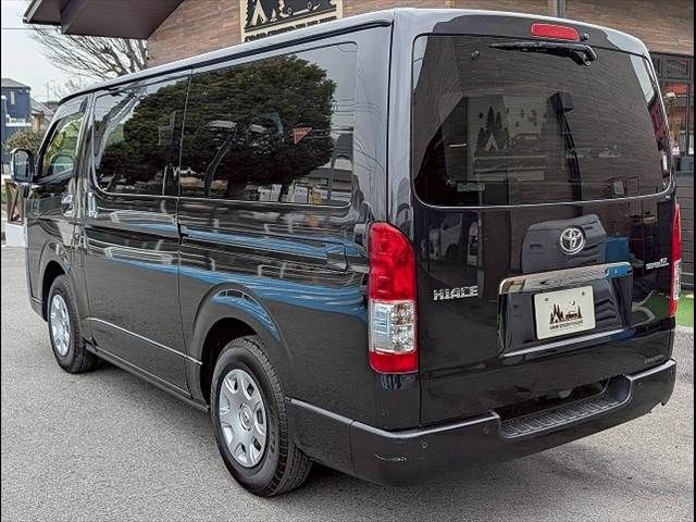 TOYOTA HIACE VAN 2WD 2024 Image 31