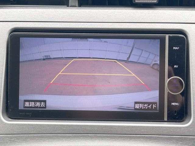 TOYOTA PRIUS 2013 Image 31