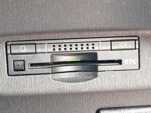 TOYOTA PRIUS 2013 Image 31