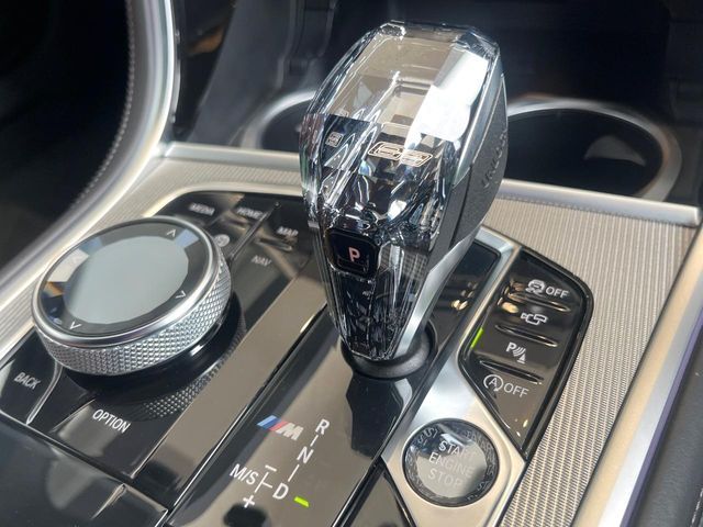 BMW 8SERIES 2019 Image 31