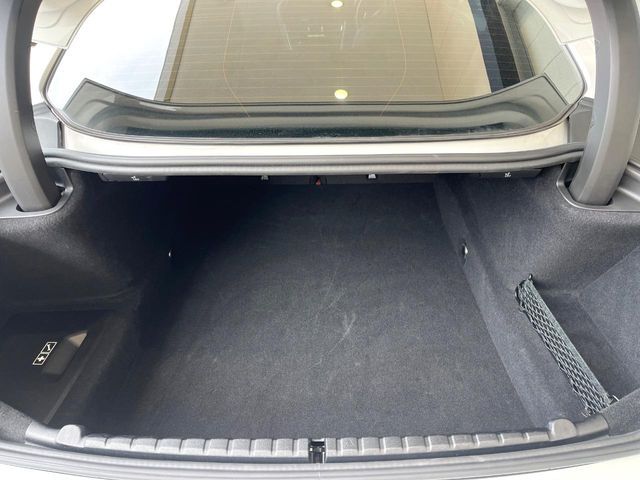 BMW 8SERIES 2019 Image 31