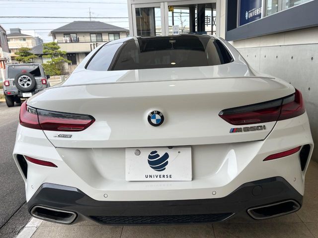BMW 8SERIES 2019 Image 31