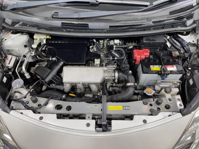 NISSAN NOTE 2013 Image 31