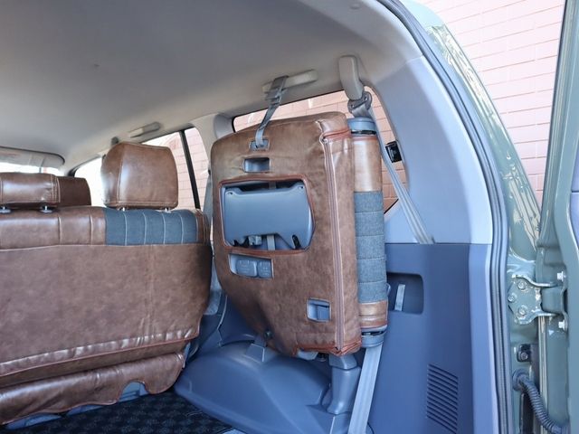 TOYOTA LANDCRUISER PRADO 2000 Image 31