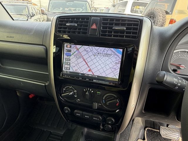 SUZUKI JIMNY 4WD 2018 Image 31