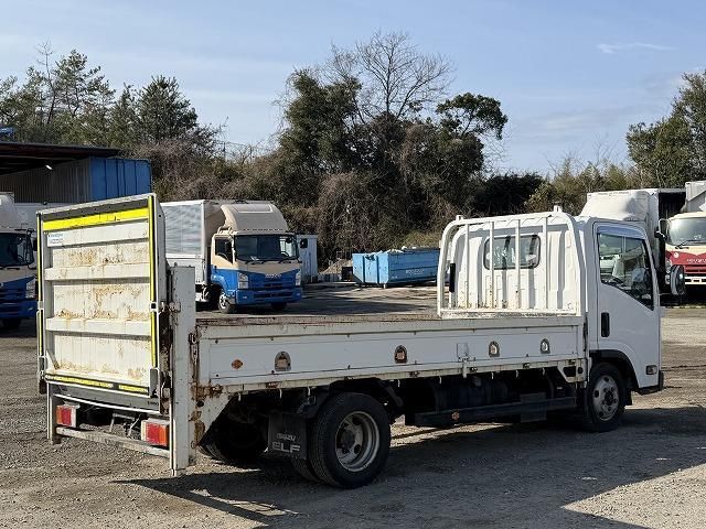 ISUZU ELF 2012 Image 31