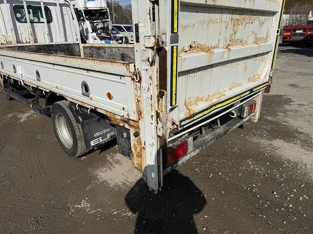 ISUZU ELF 2012 Image 31