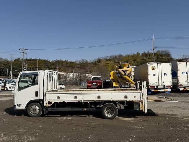 ISUZU ELF 2012 Image 31