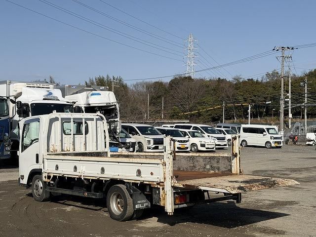 ISUZU ELF 2012 Image 31