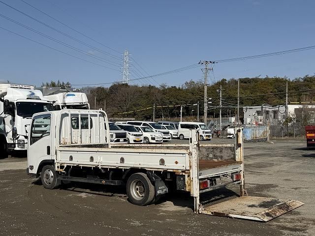 ISUZU ELF 2012 Image 31