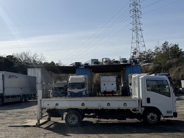 ISUZU ELF 2012 Image 31