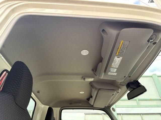 HINO DUTRO 2025 Image 31