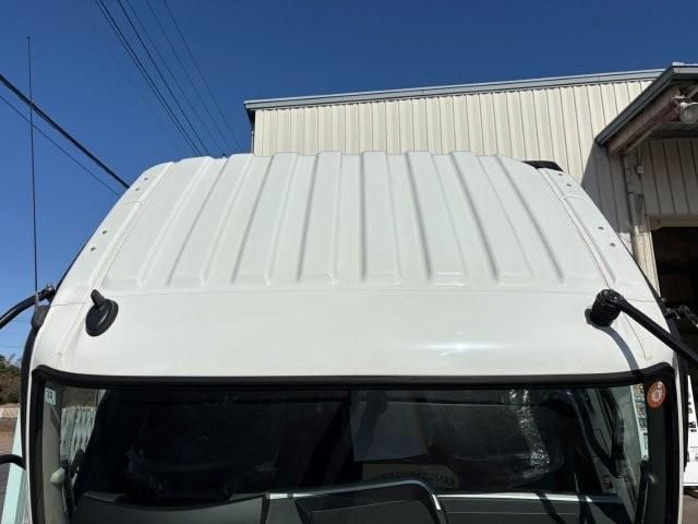 MITSUBISHI FUSOU FIGHTER 2025 Image 31