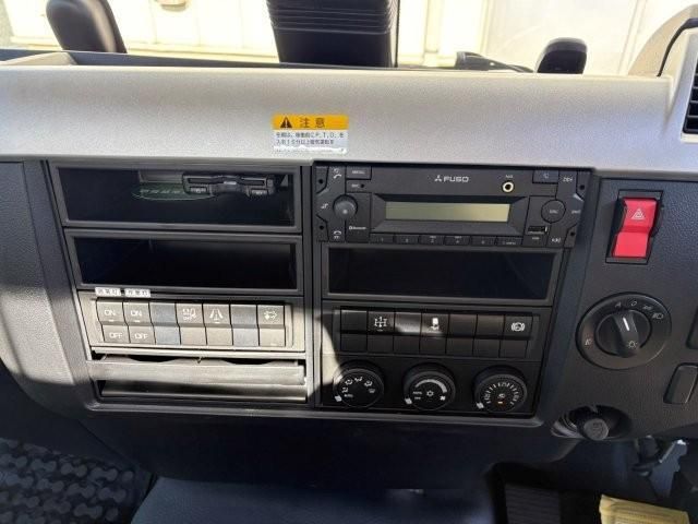 MITSUBISHI FUSOU FIGHTER 2025 Image 31