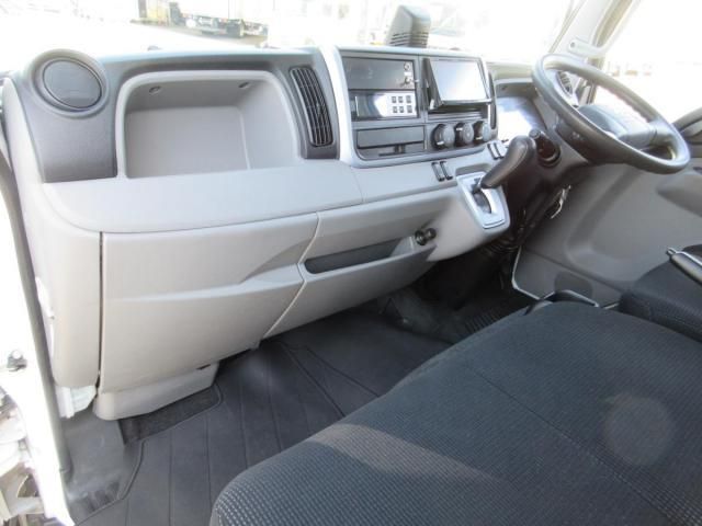 MITSUBISHI CANTER 2020 Image 31