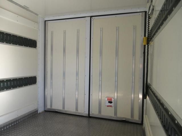 MITSUBISHI CANTER 2020 Image 31