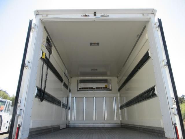 MITSUBISHI CANTER 2020 Image 31