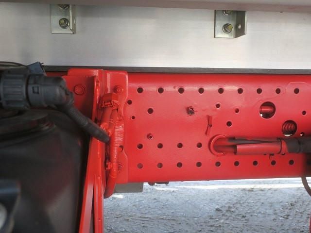 ISUZU FORWARD 2018 Image 31