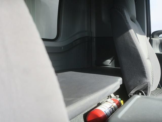 ISUZU FORWARD 2018 Image 31