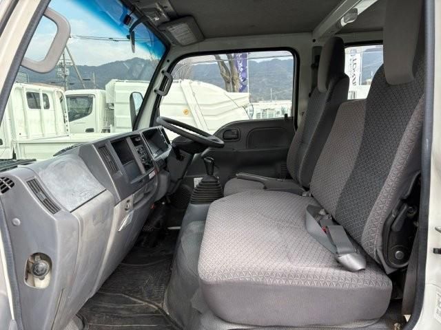 ISUZU ELF 2019 Image 31