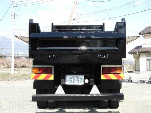 NISSAN DIESEL QUON 2013 Image 31