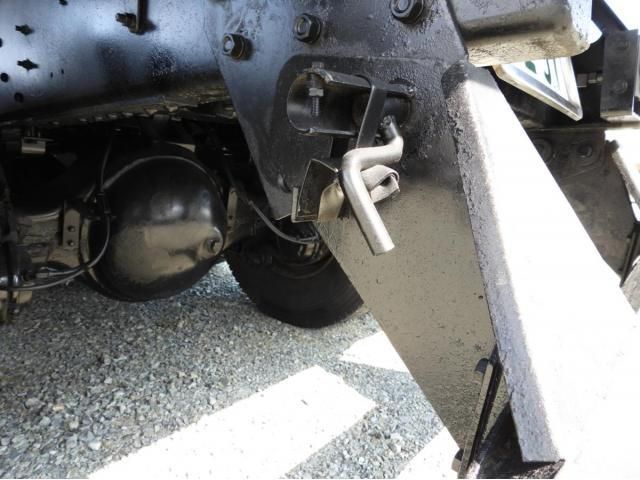 NISSAN DIESEL QUON 2013 Image 31