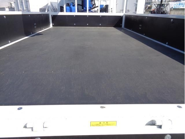 MITSUBISHI CANTER 2025 Image 31